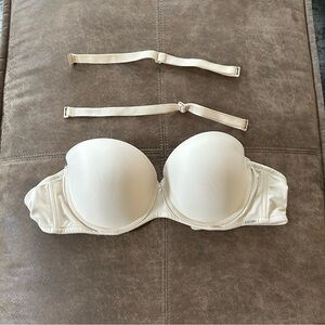 La Vie En Rose Cream Strapless Convertible Bra with Removable Straps